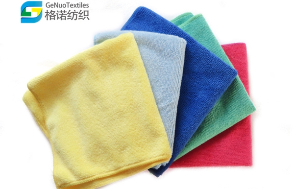 Tricot 40 multi-color square scarf